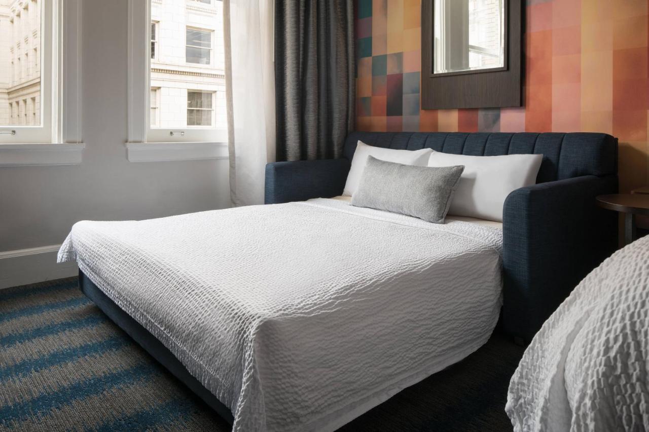 One-Bedroom Suite,1379522843:JPEG