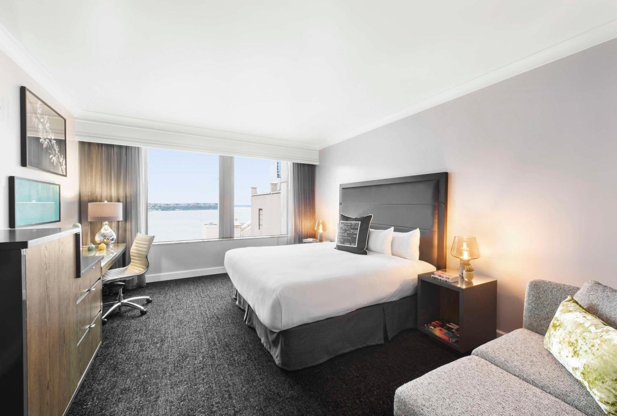 King Room Partial Water View