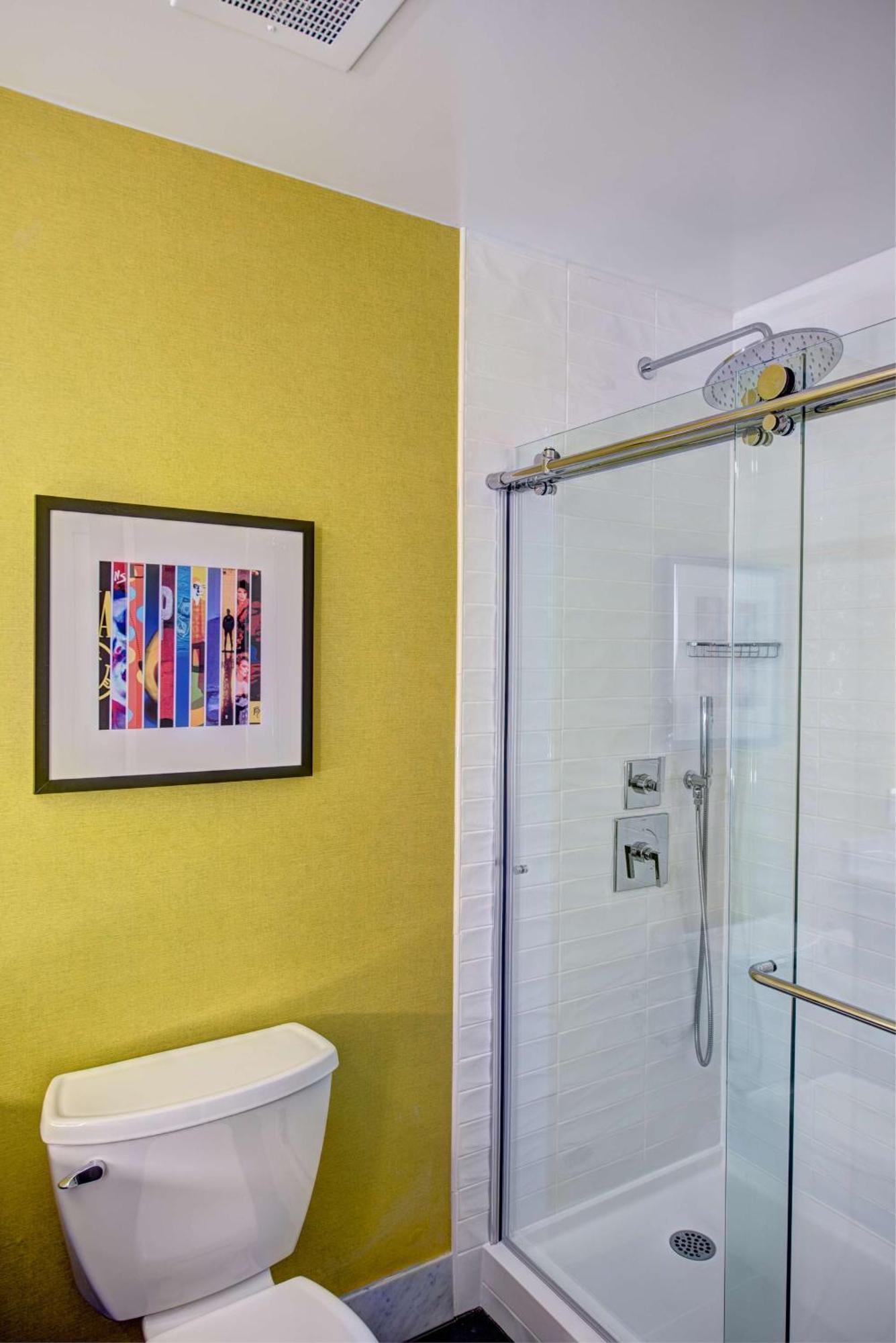 King Room Partial Water View
