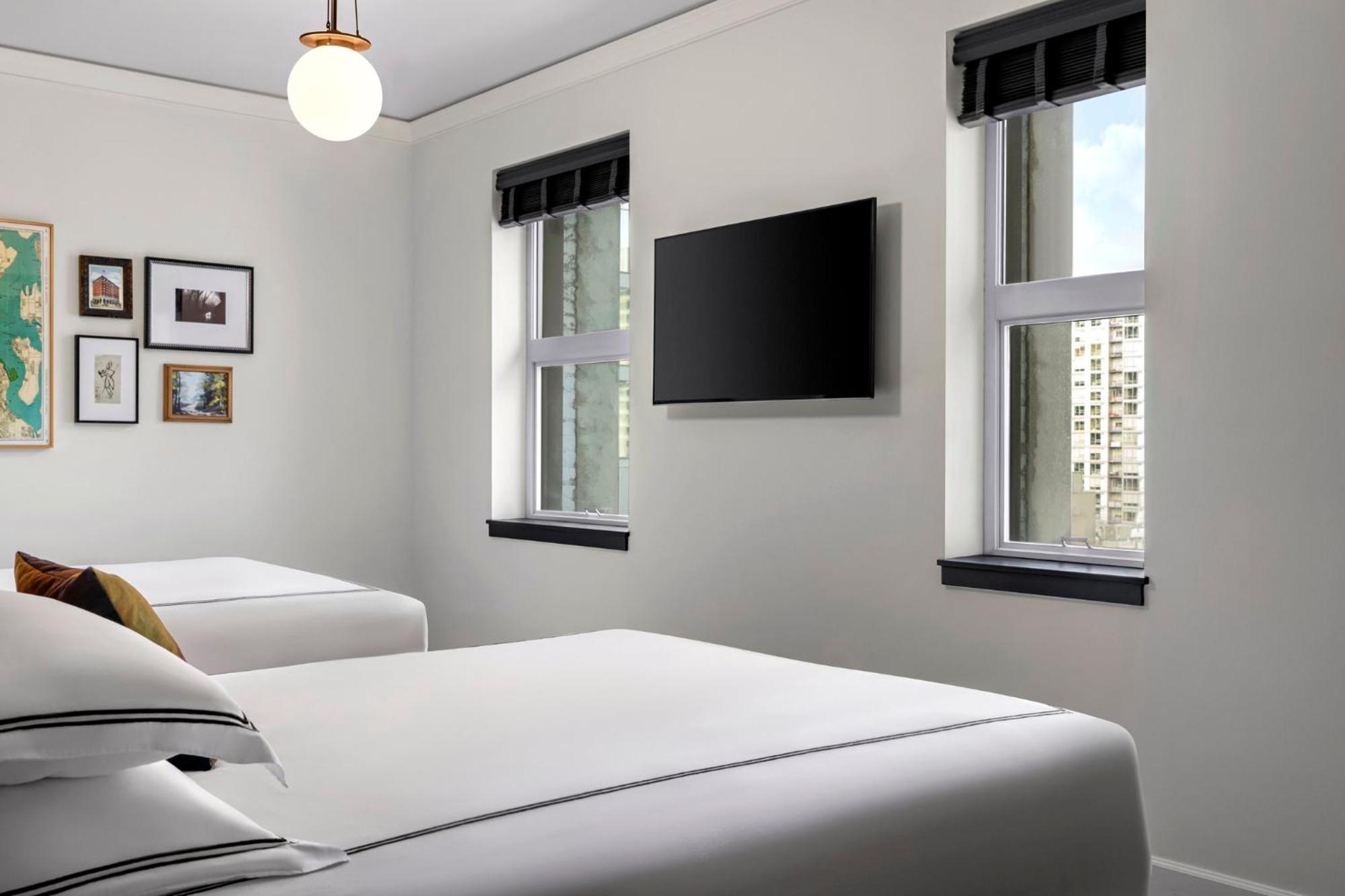 Queen Room with Two Queen Beds and Mobility Accessible Tub