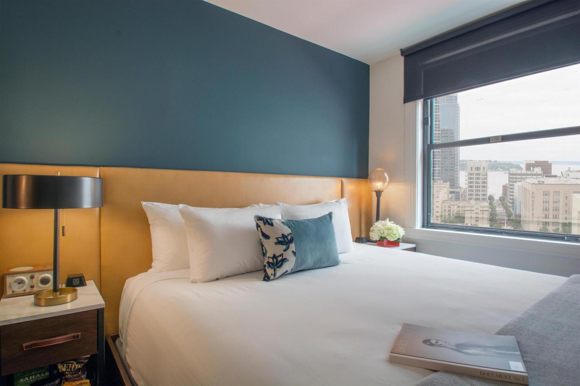 King Room with City View