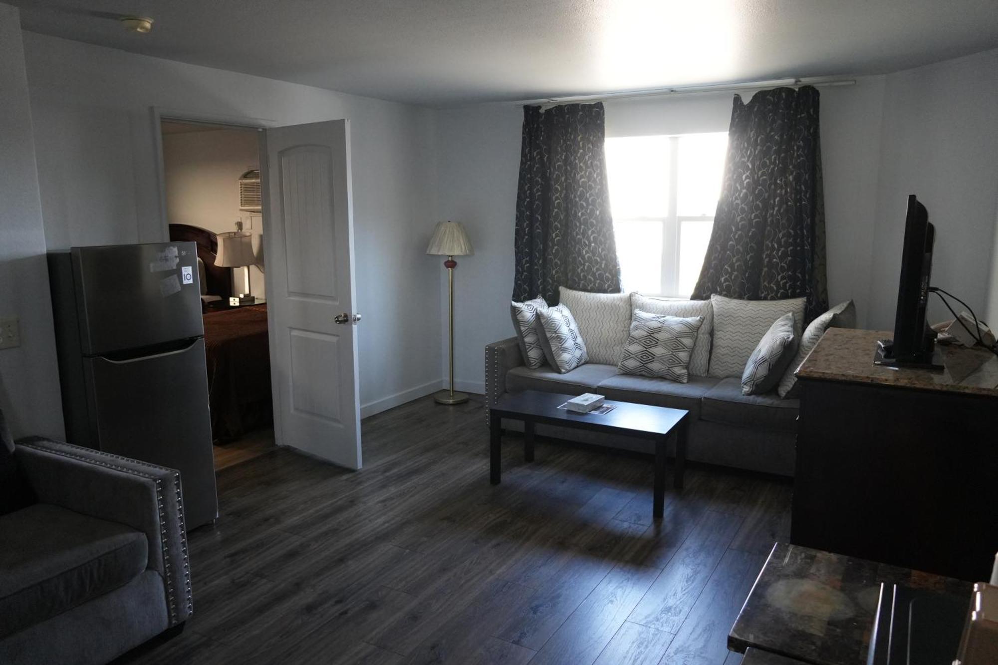 One-Bedroom Suite