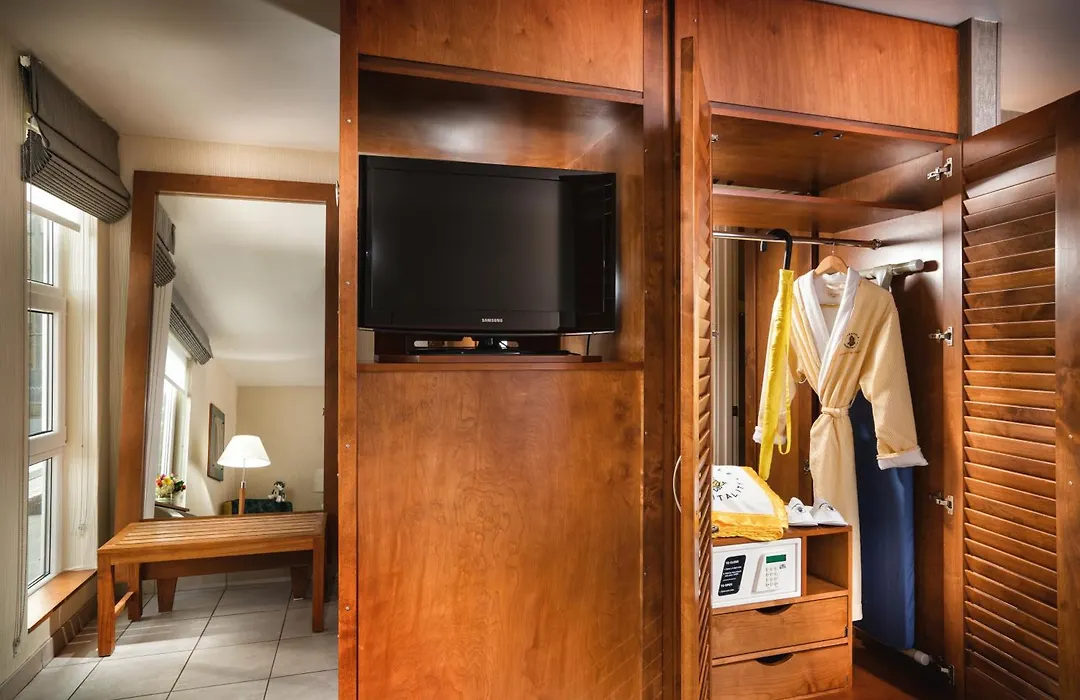 Staypineapple, Watertown Hotel, University District Seattle-1