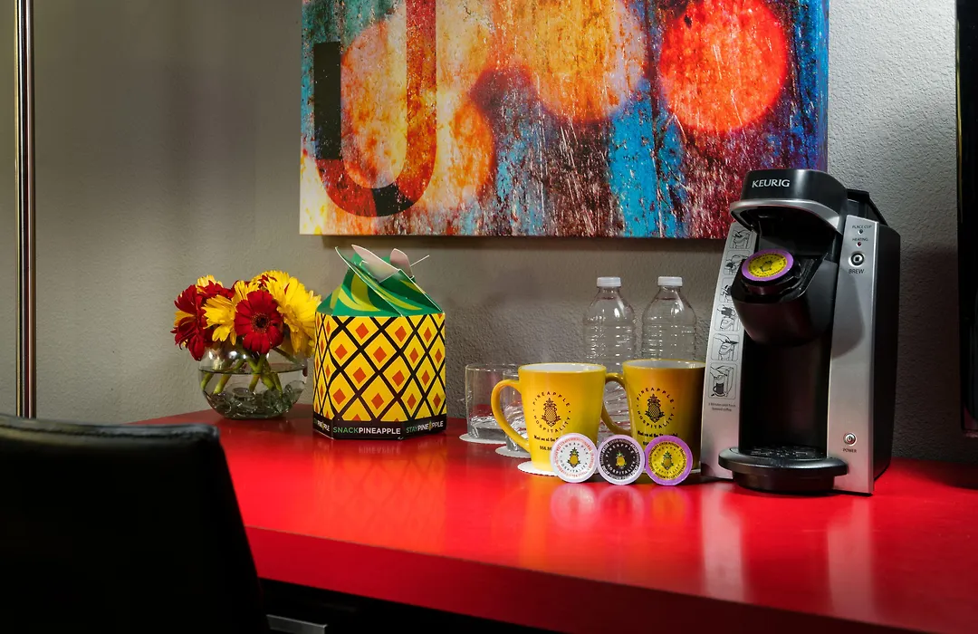 Staypineapple, Hotel Five, Downtown Seattle-1