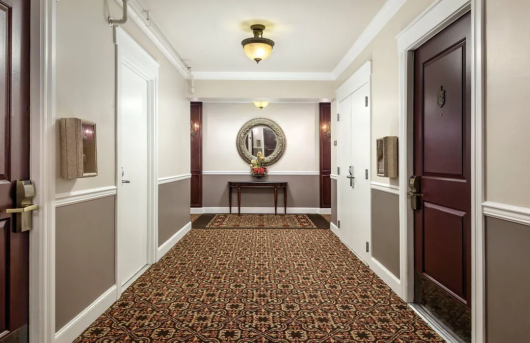 Worldmark Seattle - The Camlin-1