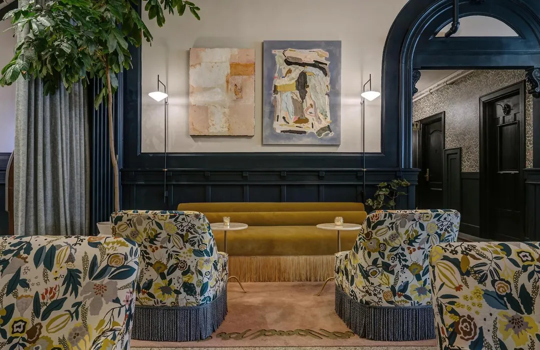 Marqueen Hotel - Newly Renovated-1