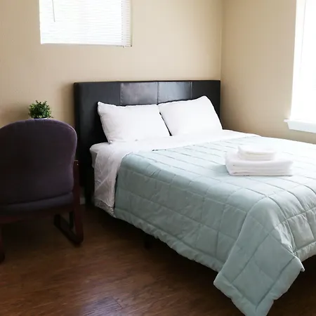 Quiet, Clean And Comfortable Room-3
