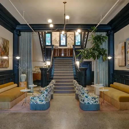 Marqueen Hotel - Newly Renovated-2