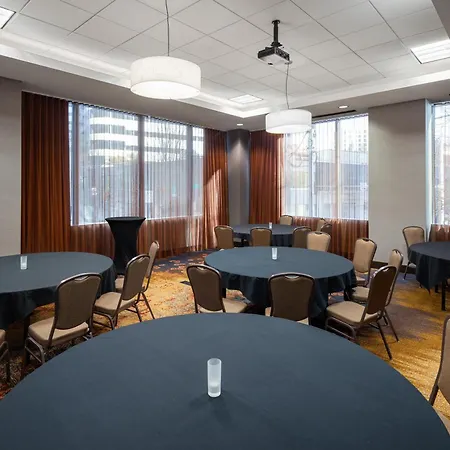 Hilton Garden Inn Seattle Downtown-2