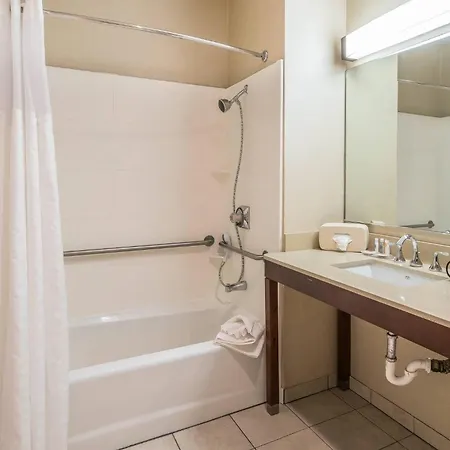 Comfort Inn & Suites Seattle North-2