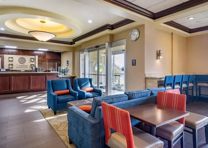 Comfort Inn & Suites Seattle North